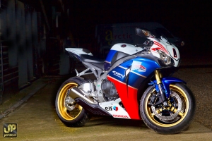 CBR1000RRA

TT Legends Replica by Dream Machine